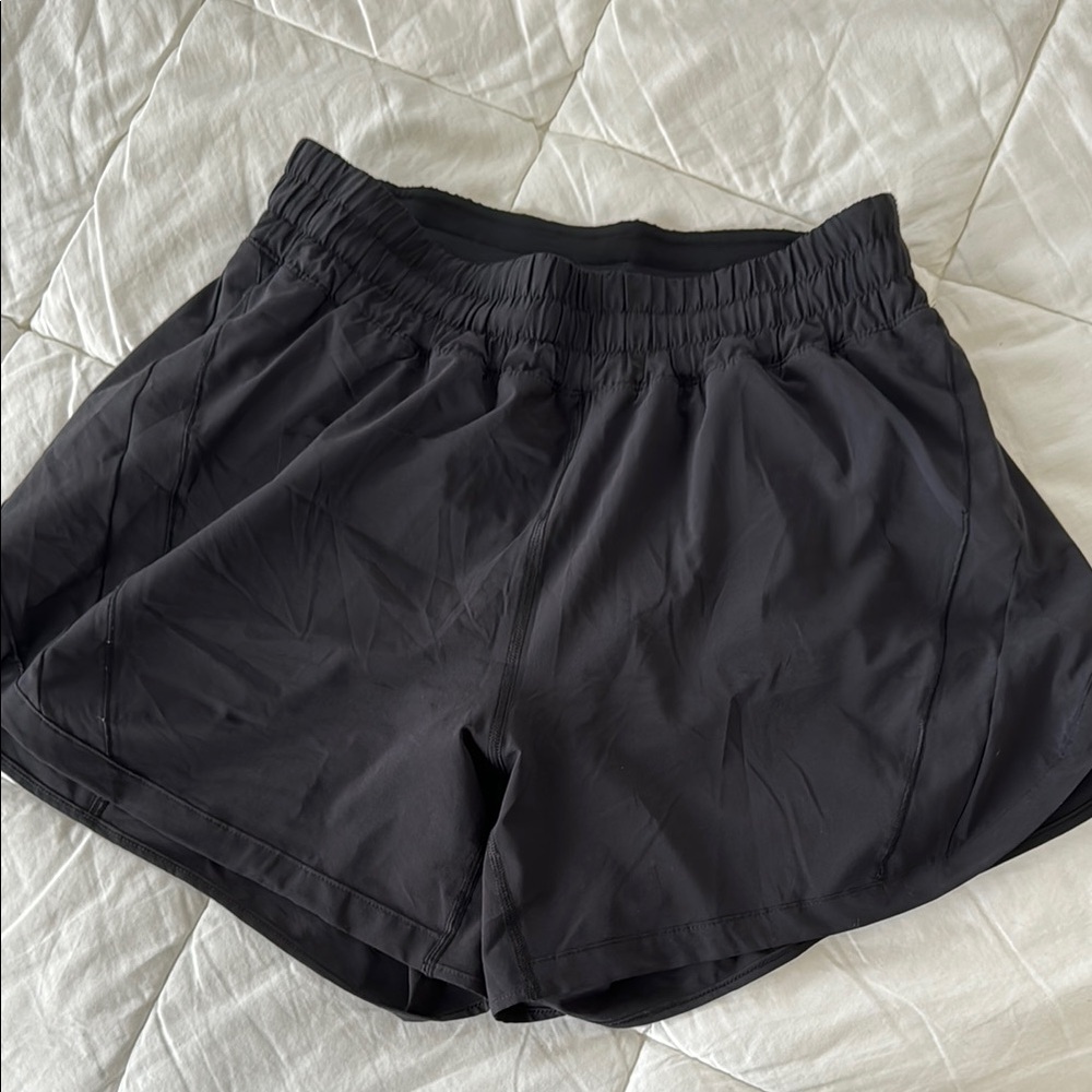 Lululemon track that shorts